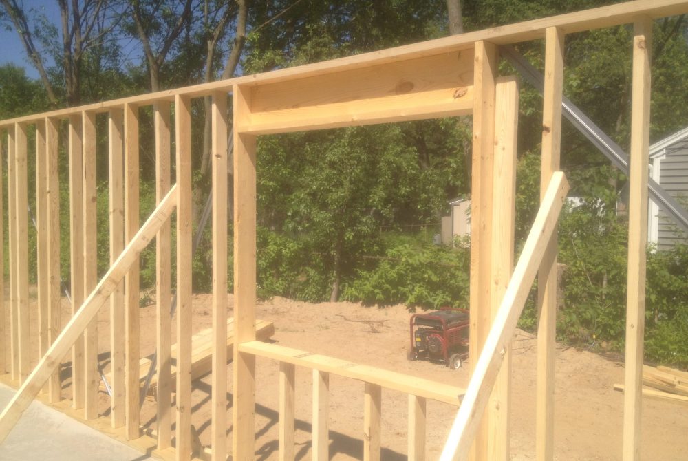 Single-header-and-no-jacks